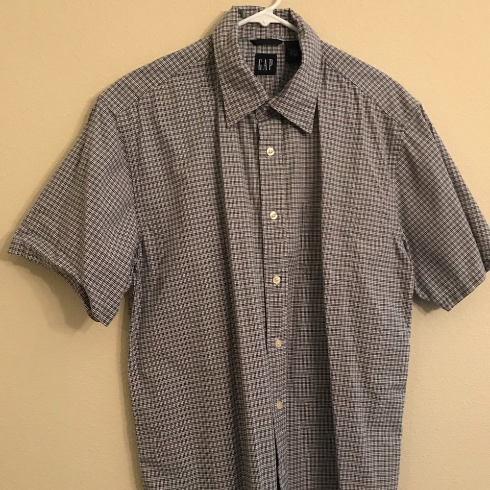 GAP - Short Sleeve, Size L
